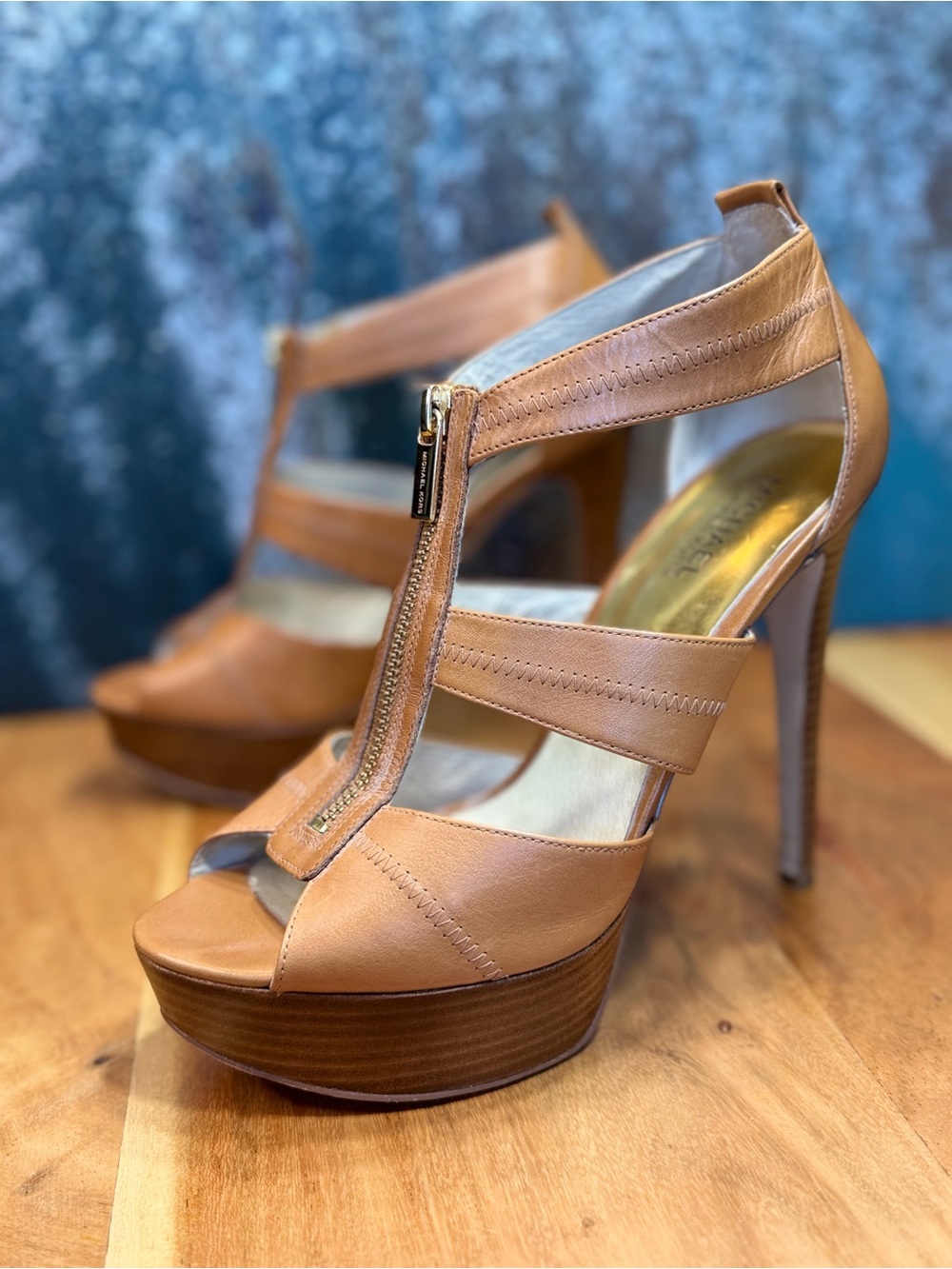 Michael Michael Kors‎ 2010’s Office Siren Tan Leather Platform Heels (VGUC)